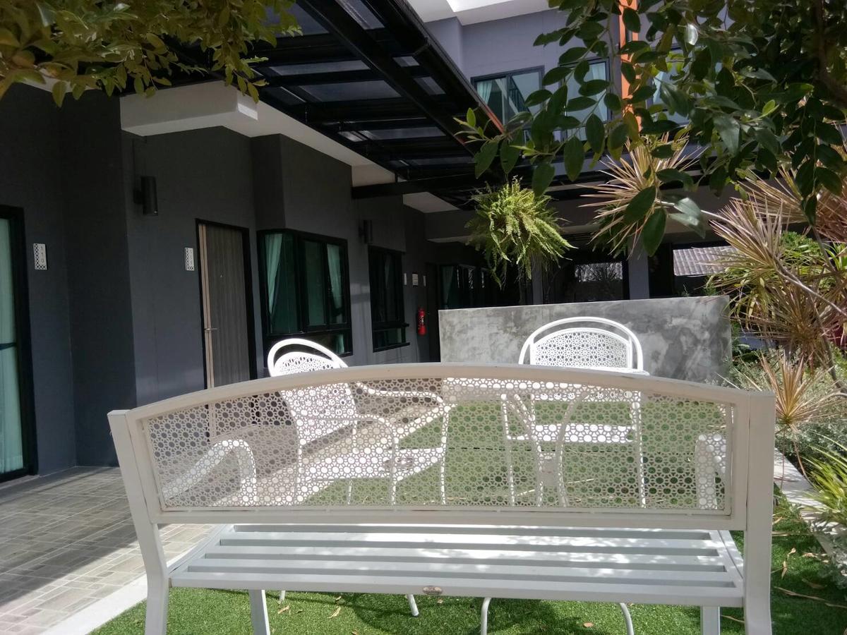 Sor Kor Sor Resort Саттахип Экстерьер фото