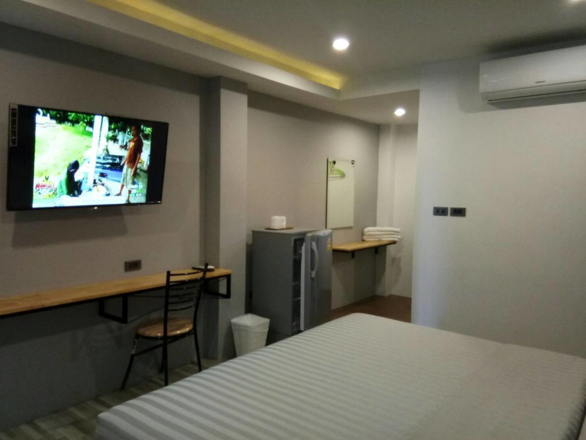 Sor Kor Sor Resort Саттахип Экстерьер фото
